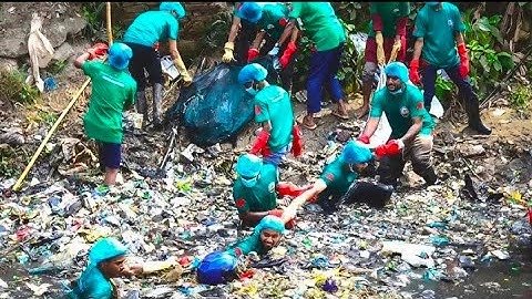Cleaning up the most polluted country in world  by BDCleanup You will be impressed #Bangladesh