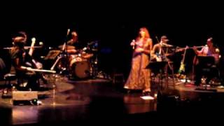 Betsy Pecanins - Aquí me ves