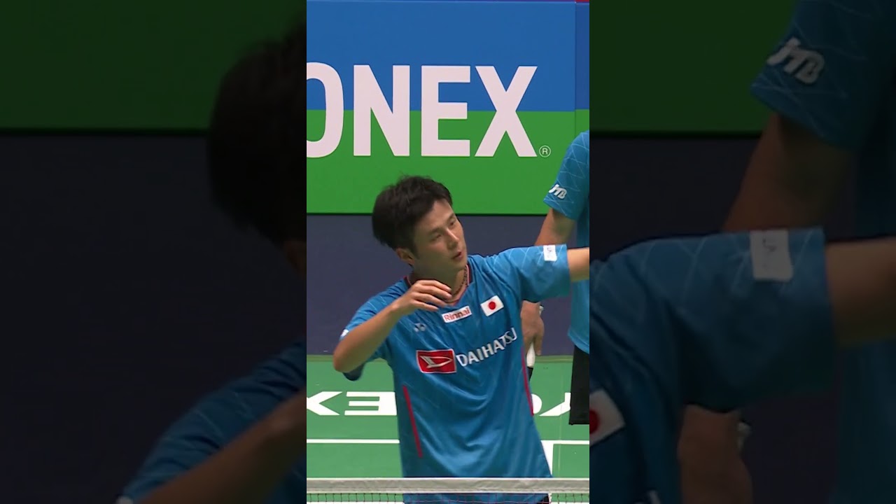 Clever shot finds the gap! 