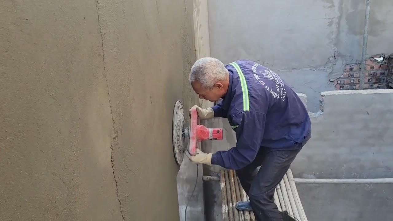 Level and smooth the wall surface