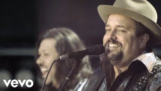 Video thumbnail of "The Mavericks - Back In Your Arms Again"