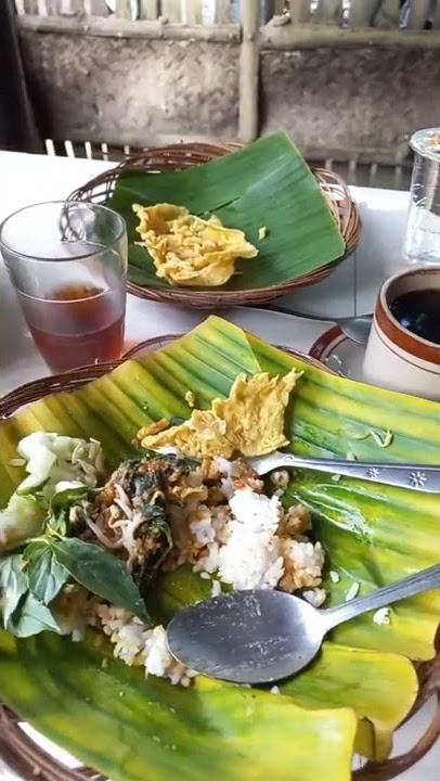 Pecel rice, coffee, tea, fried bananas - delicious breakfast #shorts