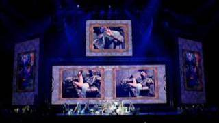 Madonna - Vogue (Re-Invention Tour Clip)