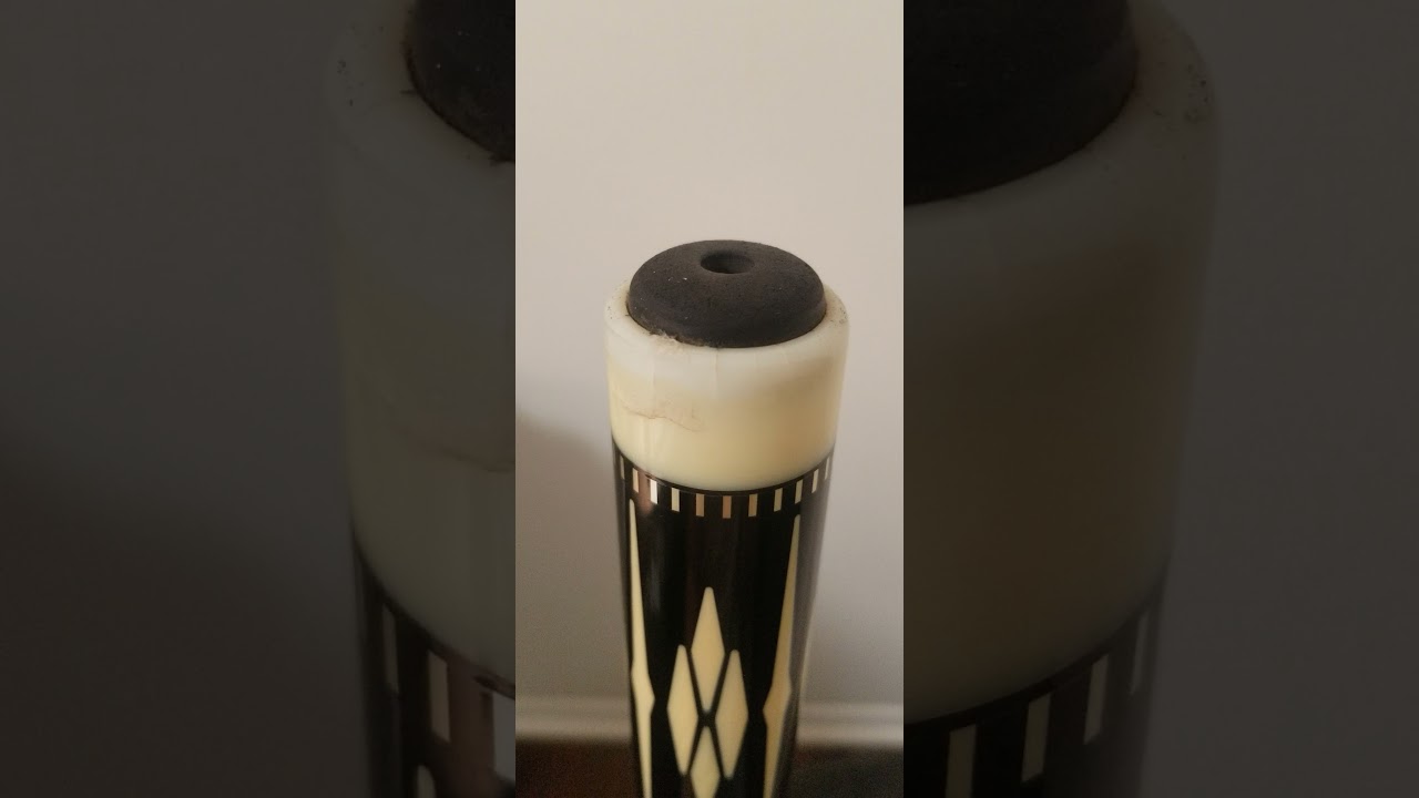 Mike Sigel custom pool cue - Showing damage to butt cap.