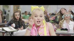 JoJo Siwa - BOOMERANG (Official Video)  - Durasi: 3:32. 