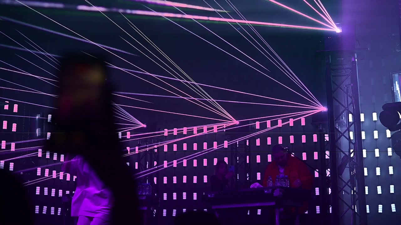 Laser death of the Nikon z5 camera sensor at Cream Soda's the concert in Moscow 26/03/21