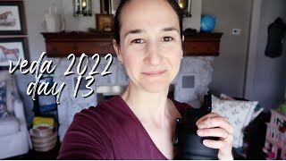 VEDA 2022 Day 13: Train's Moving Right Along