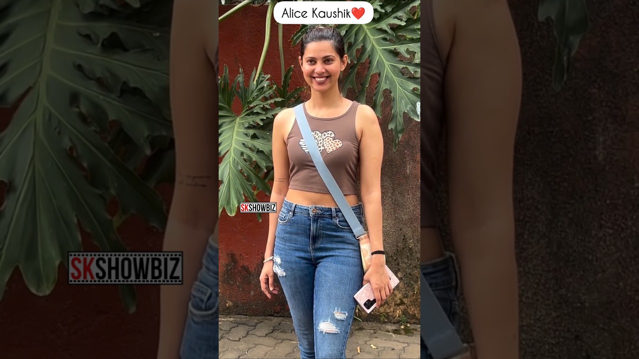 Alice Kaushik Spotted Today ❤️ 