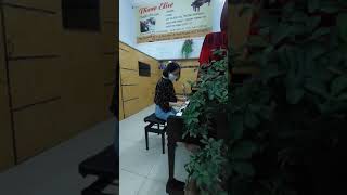 khóa học piano online người lớn miễn phí buổi học đầu tiên. screenshot 3