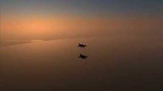 Su33 Inverted Close Formation