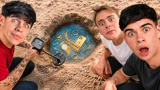 Competimos Buscando Metales Perdidos En La Playa