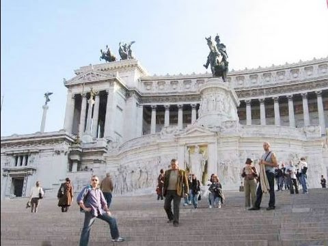 וִידֵאוֹ: ביקור בגבעת הקפיטולינית ובמוזיאונים ברומא