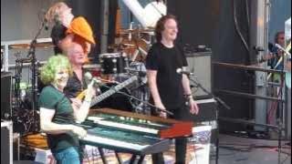 ZOMBIES 'HOLD YOUR HEAD UP'/SHE'S  NOT THERE' from the Moody Blues Cruise