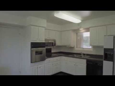 1763 Palm Court, Dubuque, IA home video tour