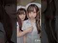 右の子が遊ばれます