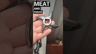 How a Butchers Mincer Works