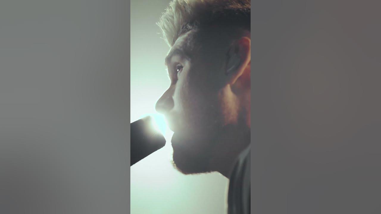 @ColtonDixonMusic performs a live, acoustic version of "My Light" from the K-LOVE Studios! 🤩 #shorts