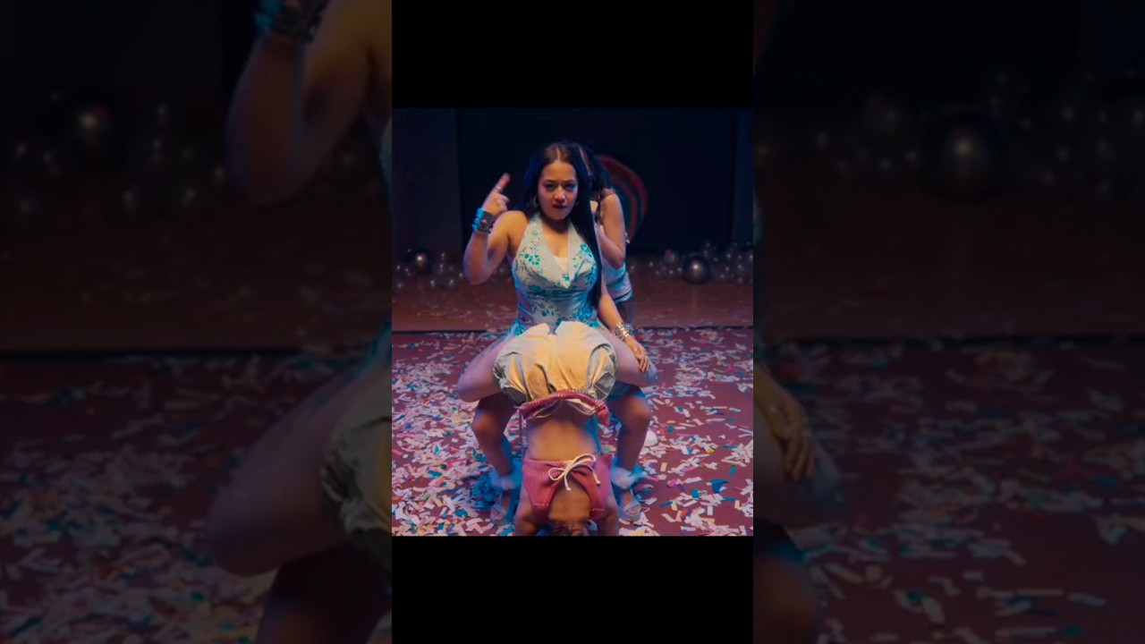 Neha Kakkar: Music Ya Lollipop? 