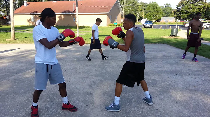 Boxing Douglas ga Randy Simpson round 2&3 8/30/14