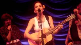 Ani Difranco &amp; friends- Barroom Girls (Gillian Welch cover)