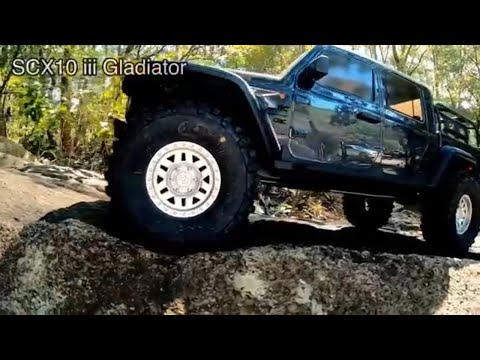 AXIAL scx10 iii Gladiator First drive