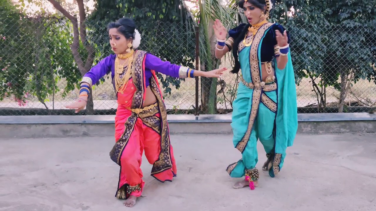 झोंबतो गारवा लावणी | zombto garva lavni |By Sakshi Lomte | kiran kore