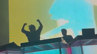 Since I Left You - The Avalanches live except I filmed it vertical like an idiot