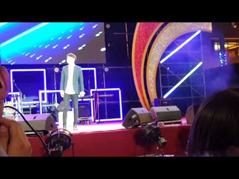 謝金燕直播現場 - Wed Feb 10 20:51:49 台北 2016