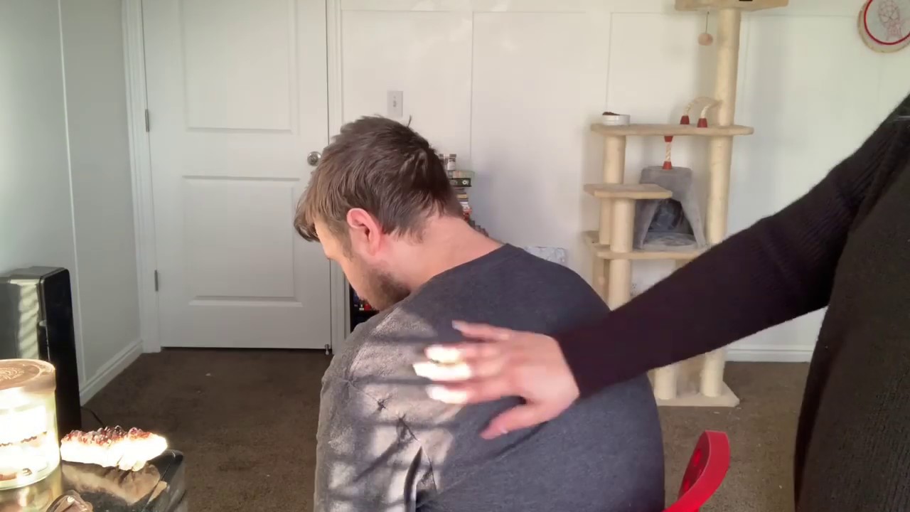 ASMR Back Tickle *Writing words on his back +  Bonus head/back massage*