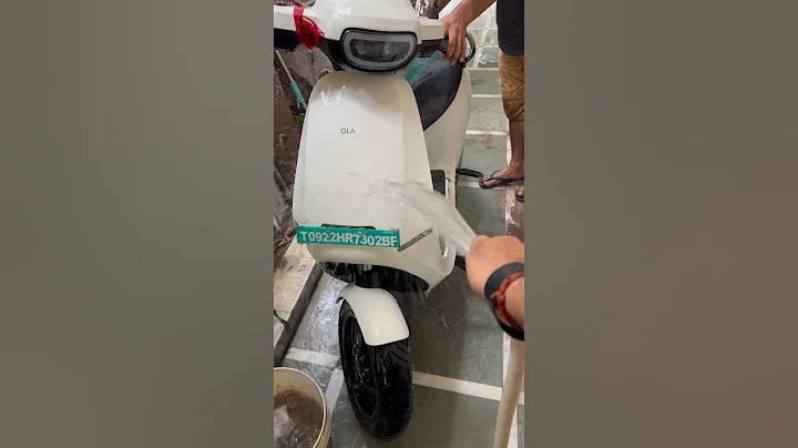 Washing OLA S1 at High pressure water😳😳#viral #youtuber #trending #ev #olas1pro