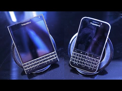 Blackberry Passport vs Blackberry Classic QWERTY Keyboard Comparison