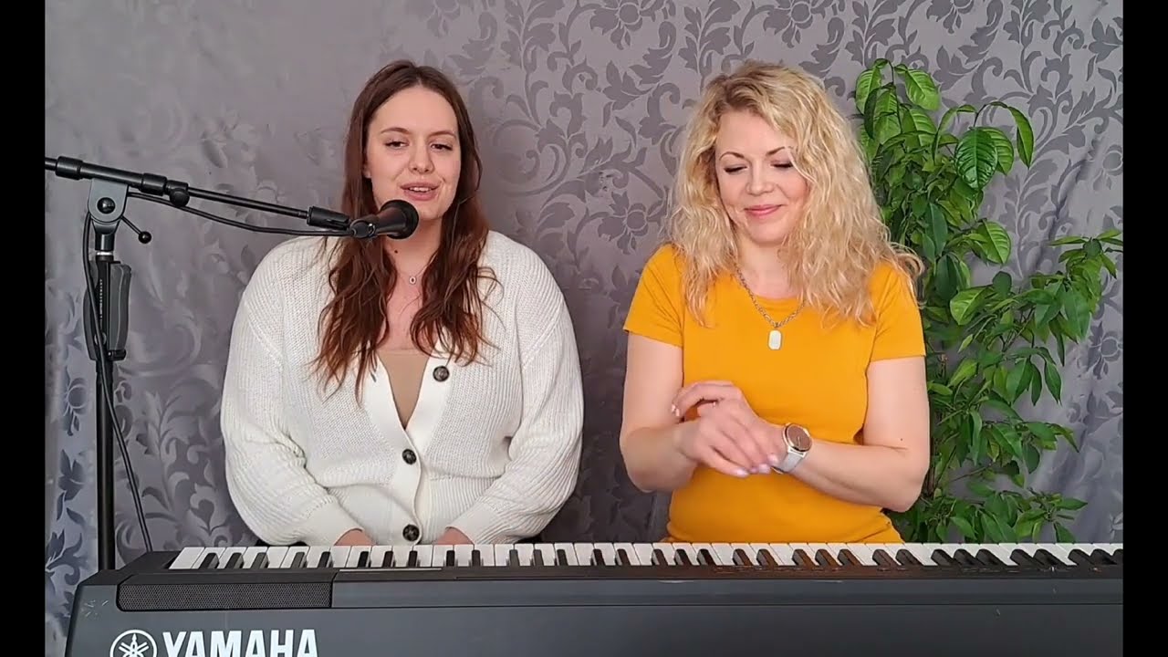 Mila & Dagmar - Make You Feel My Love (cover) LIVE