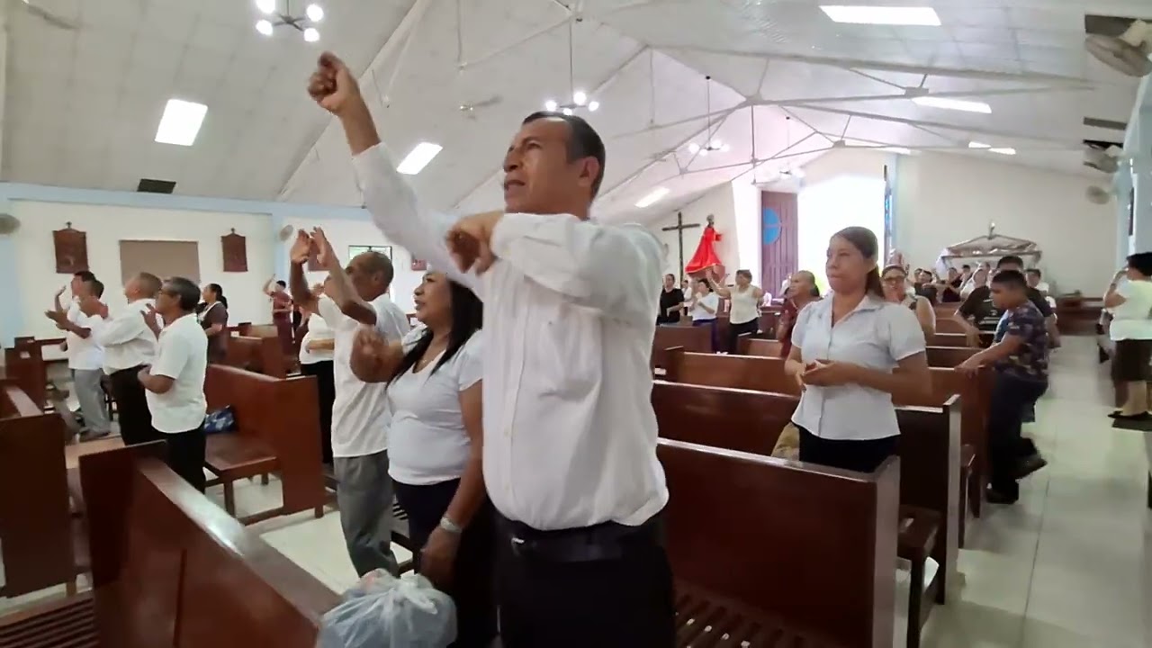 Así le alaba a Dios 