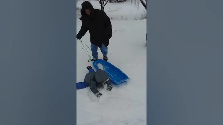 Joey wiping out