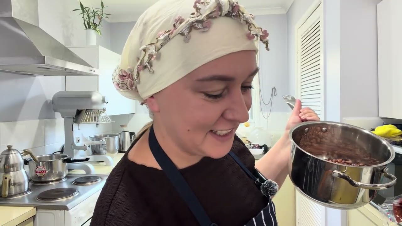 Danas sam kuhala grah, kruh i kolač