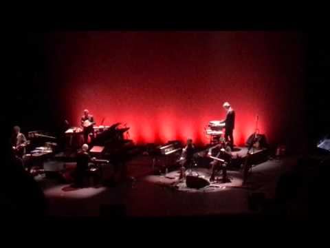 Ludovico Einaudi - Choros @ Grand Rex (Paris, 06/04/16)