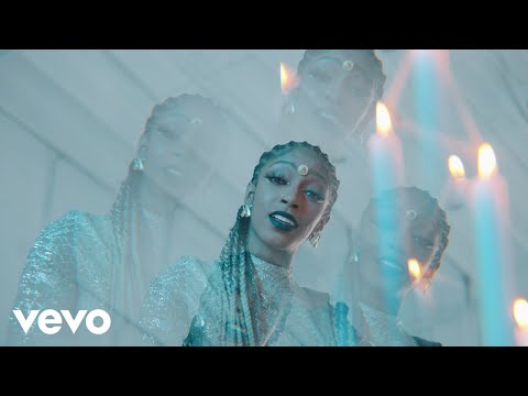 Mia Ariannaa - F.A.B. (Official Music Video)