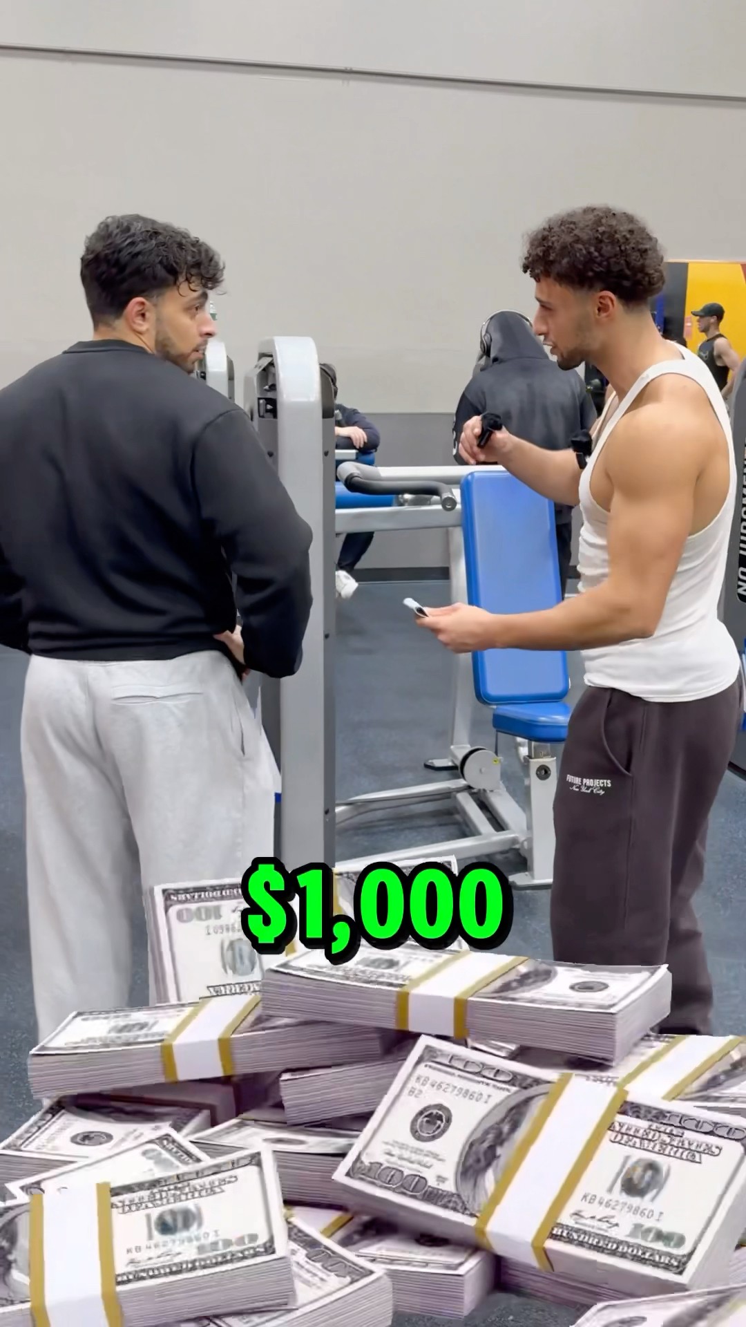 Can this little donut beat me for $1,000??⁉️