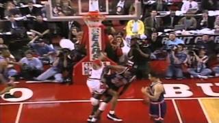 Scottie Pippen Dunks on Patrick Ewing SUBSCRIBE PLEASE.