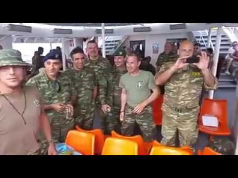 🤣Greek Soldiers Laughing at Turkish Army🤣