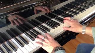 Video thumbnail of "Easy Jazz Piano Tutorial - Lori's Tips  - Bossa Nova Comping Pattern"
