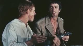 Video thumbnail of "Журавль по небу летит... / х/ф "Бумбараш" (1971)"