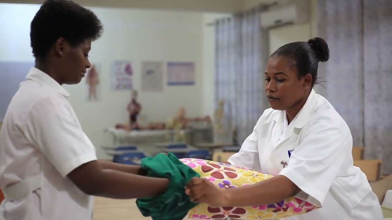 Simple occupied and unoccupied bed making Nursing Procedures YouTube