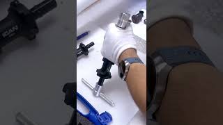 D91 Hub Axle Removal and Freeloader Replacement Tutorial.#icancycling