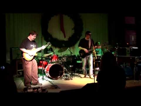 Strawberry Larry 12-23-2010 1.Shake Bag @ Lafayett...