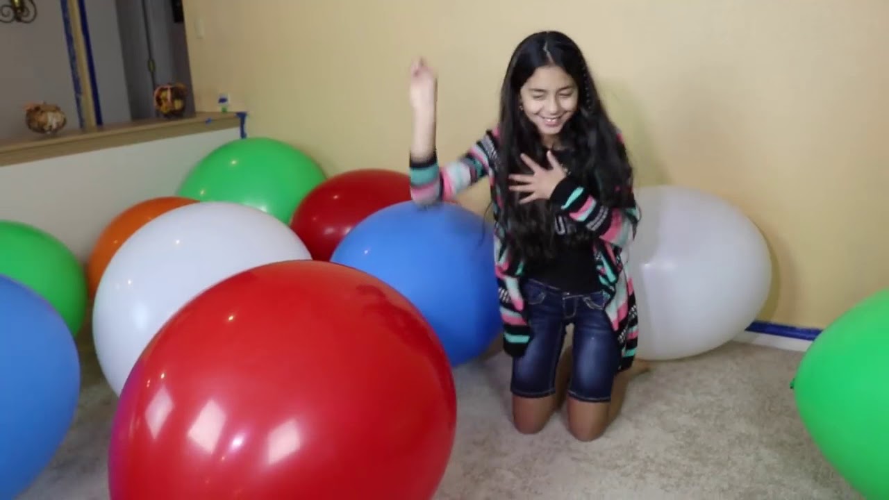 Besmettelijke ziekte fusie Uitsluiten MEGA HUGE BALLOON POP Worlds Biggest Balloons| B2cutecupcakes - YouTube