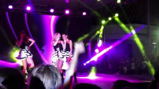 Лора Караджова - "Спуснати завеси" live in Stara Zagora 05.10.2012