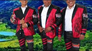 Video thumbnail of "ENTRE GOLPES Y BESOS - TEJONES DE LA SIERRA"