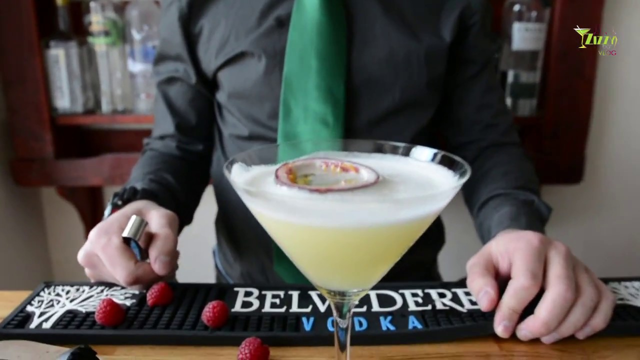 Zizzy Vlog 001 -  How to Make a Passionfruit Martini?