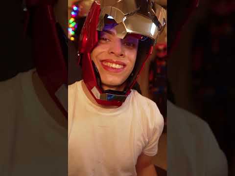 Anyme devient un super héro avec le casque d'Iron Man !